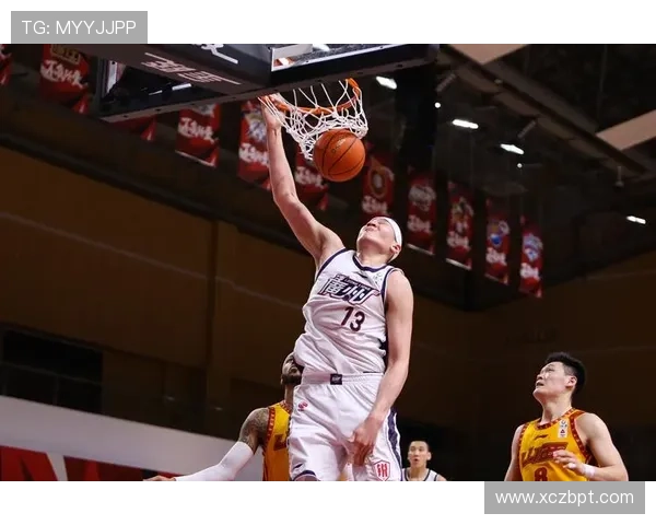 李炎哲谈主场夺冠激动心情 目标未来为中国男篮效力贡献力量 李炎哲谈主场夺冠激动心情 目标未来为中国男篮效力贡献力量